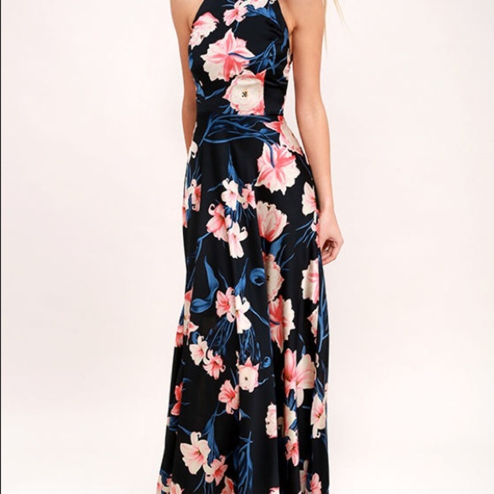 Lulu’s Black floral print halter top maxi dress